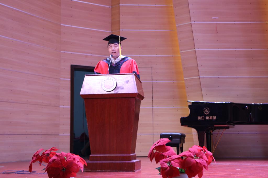 化学学院院长付文升教授毕业寄语 M88