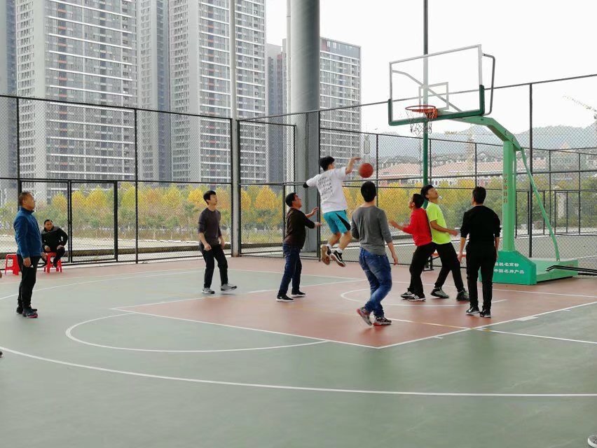 青年之声·挥洒汗水燃烧激情 M88