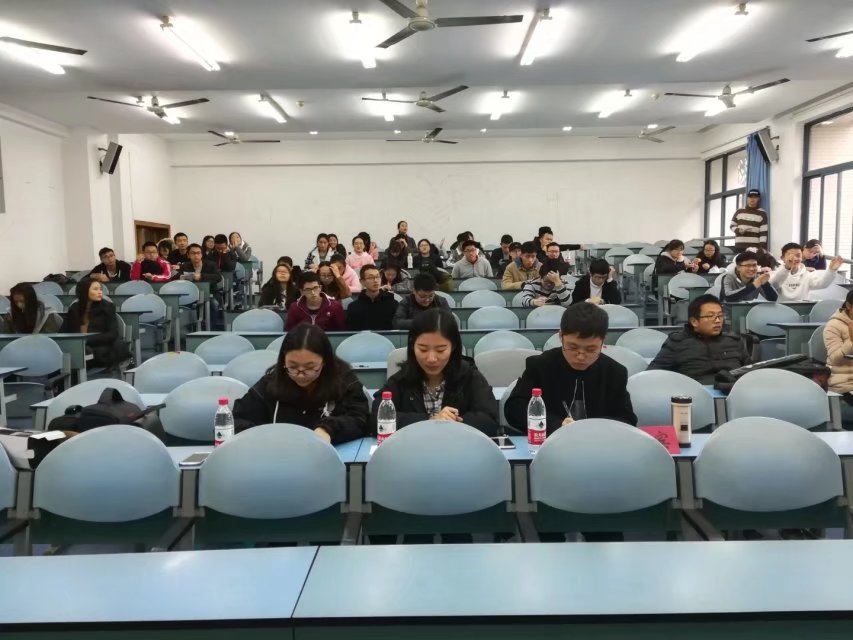 化学学院第二、三期演讲角交流会 M88