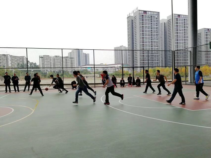 青年之声·挥洒汗水燃烧激情 M88