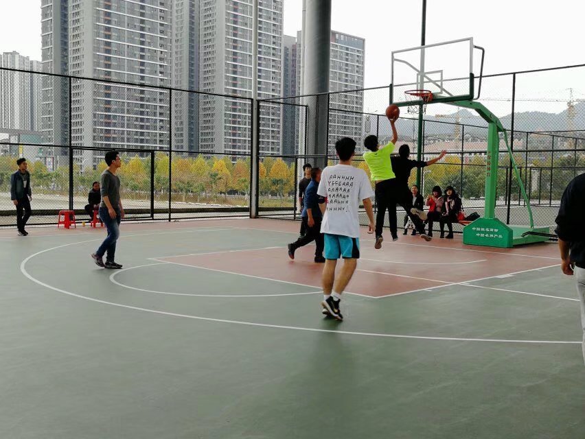 青年之声·挥洒汗水燃烧激情 M88