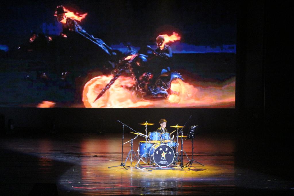 化学学院举行2018级迎新晚会 M88