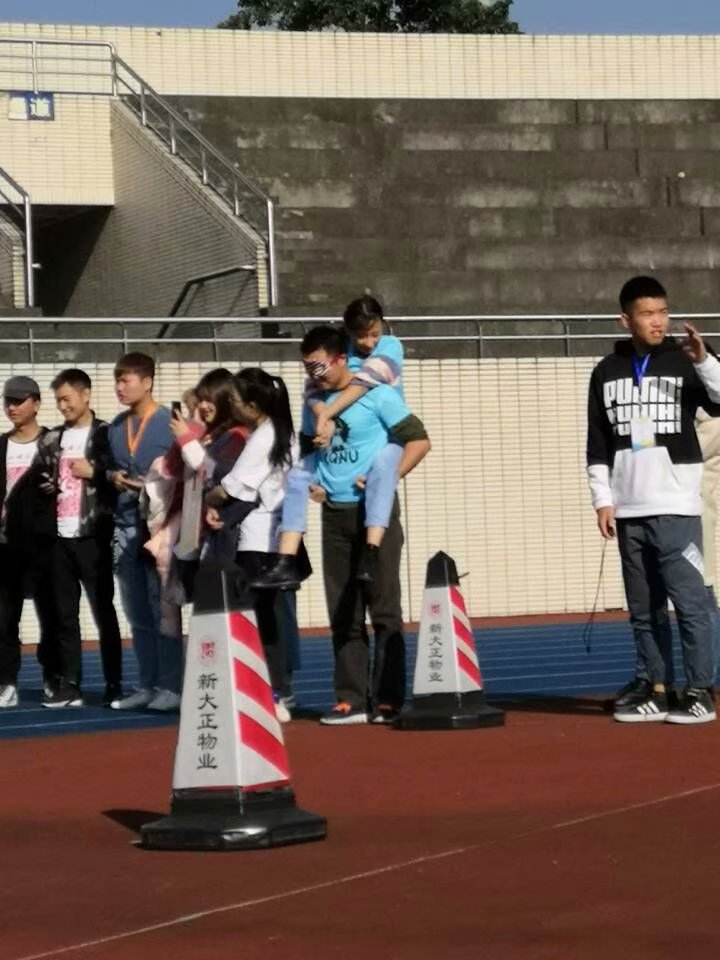 M88举办第二届消防趣味运动会 M88