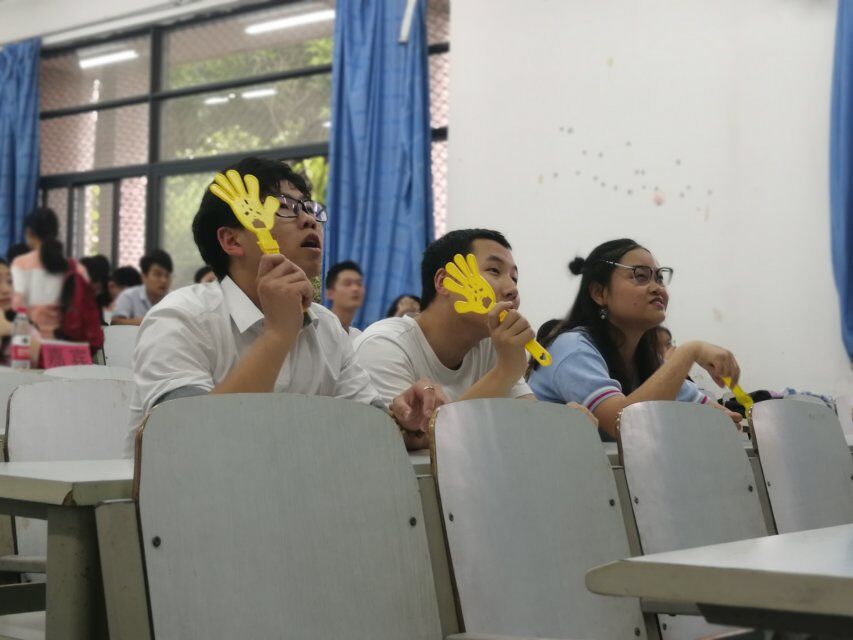 化学学院举办魅力化学系列活动之“生活知识竞赛”决赛 M88